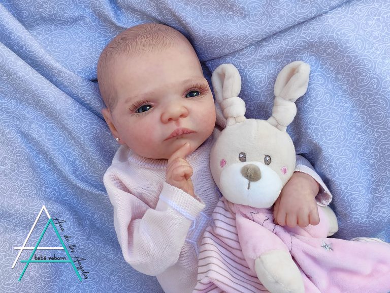 Mick despierto by Adrie Stoete