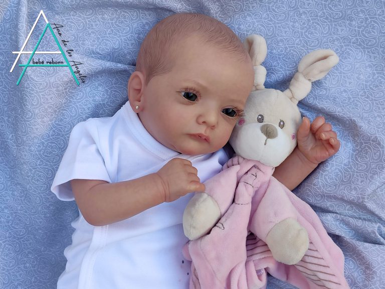 Ana by Gurdrun Legler