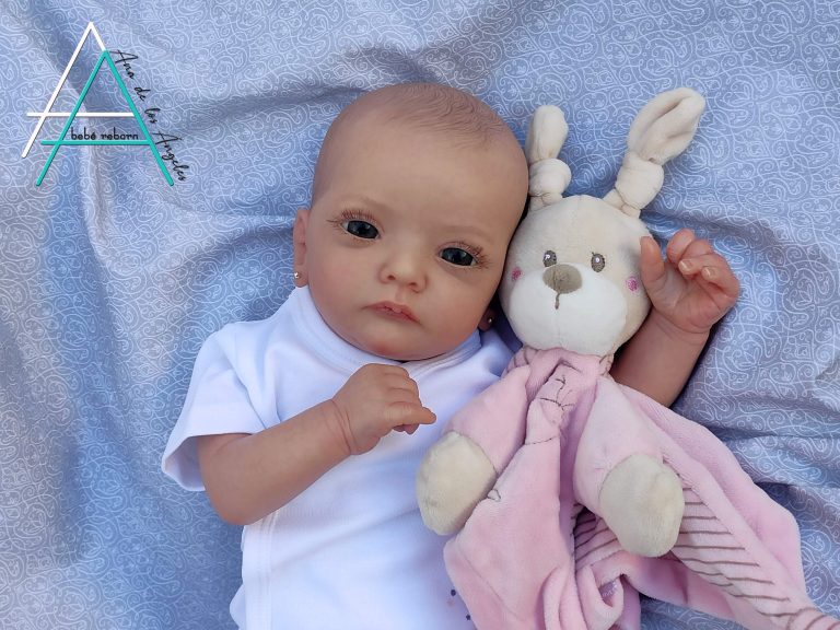 Ana by Gurdrun Legler