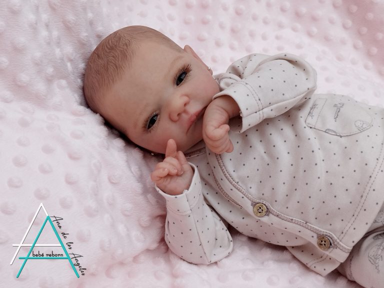 Mick despierto by Adrie Stoete