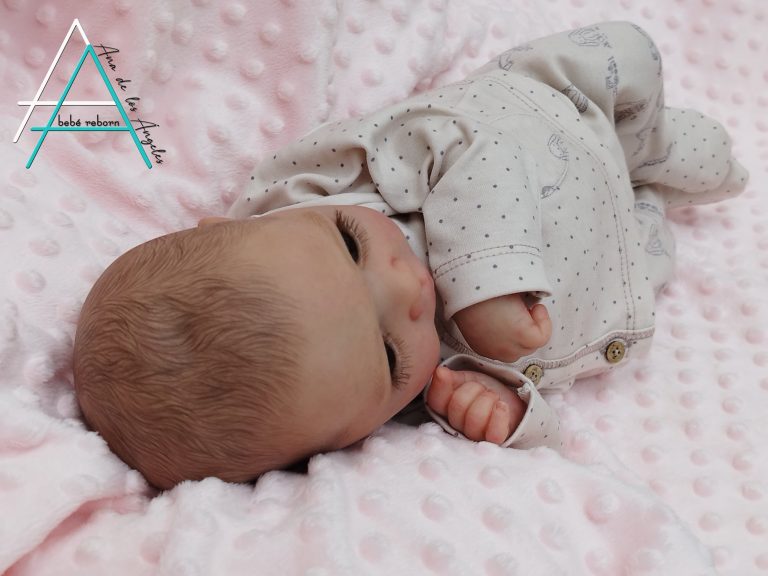 Mick despierto by Adrie Stoete